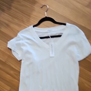 Perfectwhitetee Hendrix White